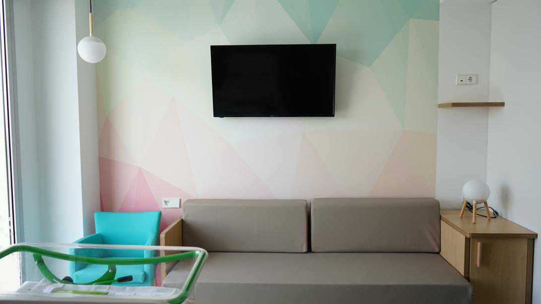 专注试管婴儿代孕_45万包男孩包成功,3个月宝宝拉绿色粑粑是什么原因